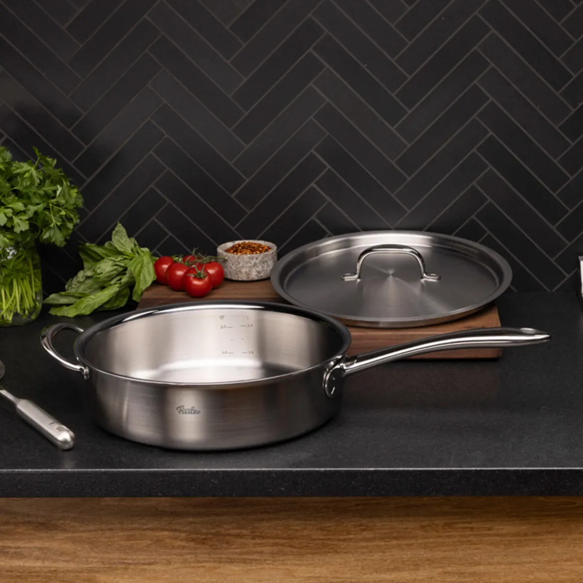 M5 Pro-Ply® Sautépfanne mit Metalldeckel