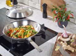Original-Profi Collection® Wok mit Metalldeckel 30cm